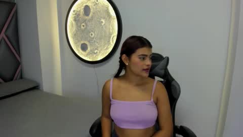 Snapshot of miaa_rosse_23 chatting on 09/30/25, 11:59 Mia online show from 09/30/25, 11:59