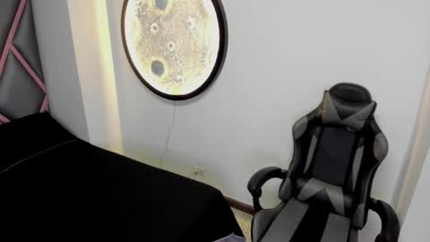 Snapshot of miaa_rosse_23 chatting on 10/02/25, 11:39 Mia online show from 10/02/25, 11:39