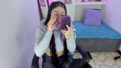       online show from 09/17/25, 01:02