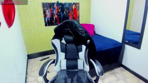       online show from 03/15/26, 12:44