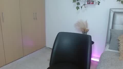 miaa_star_1x online show from 04/20/26, 10:51