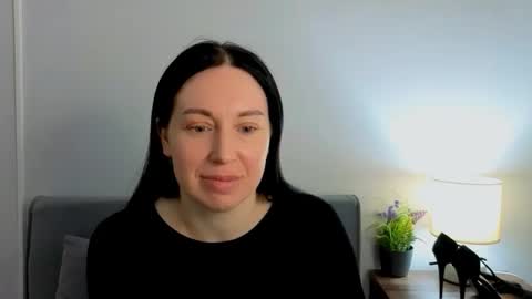 Mia online show from 03/21/26, 04:21