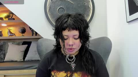 Snapshot of miaamane chatting on 03/27/26, 01:00 Mia online show from 03/27/26, 01:00