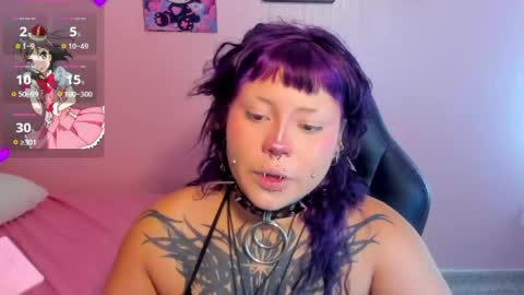 Snapshot of miaamane02 chatting on 04/22/26, 01:12 Mia online show from 04/22/26, 01:12