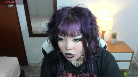 Snapshot of miaamane02 chatting on 05/27/26, 03:53 Mia online show from 05/27/26, 03:53