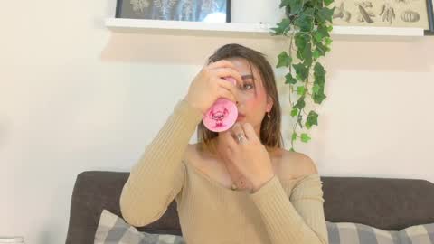 miaanderson__ online show from 04/14/26, 12:11