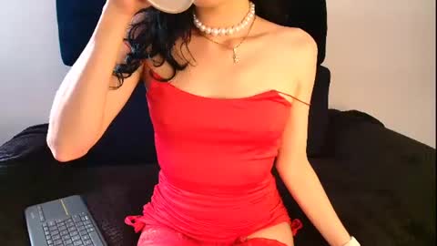 Snapshot of miabeautyxxx chatting on 07/11/26, 12:30 miabeautyxxx online show from 07/11/26, 12:30