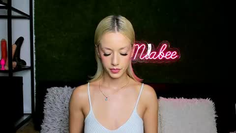 MiaBeeX online show from 07/14/26, 04:45
