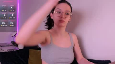mia online show from 05/01/26, 09:41