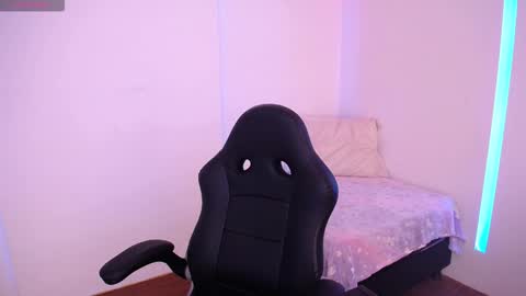 Mia Blum online show from 02/11/26, 09:31