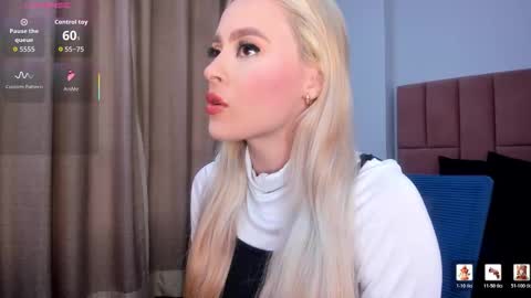 MiaCarper online show from 02/26/26, 08:52