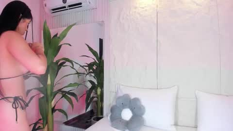 mia online show from 02/20/26, 07:58