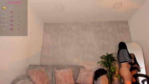 miacooper online show from 11/13/25, 12:15