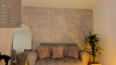 miacooper online show from 12/01/25, 12:21