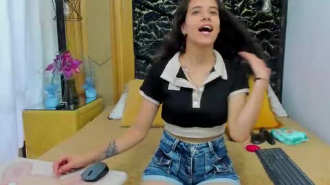 MiaCours online show from 03/13/26, 07:09