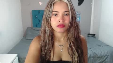 miacumgirl online show from 03/25/26, 12:33