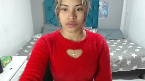 miacumgirl online show from 04/15/26, 12:23