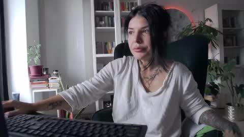 miacute4u online show from 10/04/25, 09:51