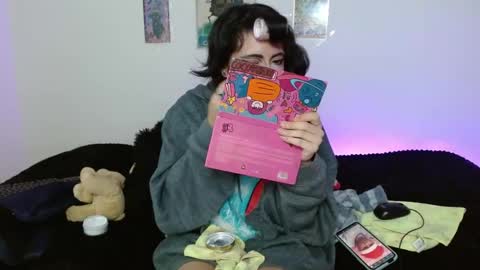 Mia david      online show from 04/19/26, 08:22