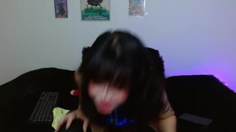 Mia david      online show from 04/23/26, 08:22