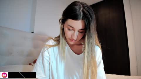 Mia online show from 12/04/24, 12:52