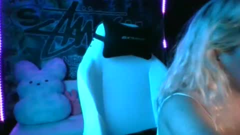 miaellababy online show from 10/01/25, 04:29