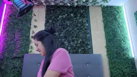 Mia Carter  Schedule 800 - 1430 gtm-5 online show from 09/25/25, 02:10