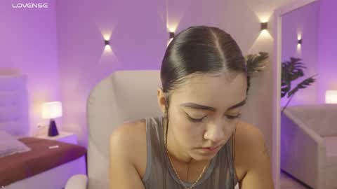 Mia Gomez online show from 11/08/25, 12:16