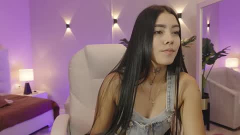 Mia Gomez online show from 11/14/25, 12:59