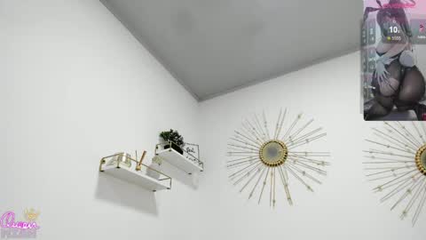 Miah Collins online show from 05/02/26, 04:56