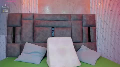 Snapshot of miah_palacio chatting on 09/11/25, 04:01 MIAH PALACIO online show from 09/11/25, 04:01