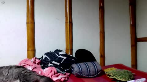 Snapshot of miahells chatting on 02/27/26, 06:08 Mia Sam online show from 02/27/26, 06:08