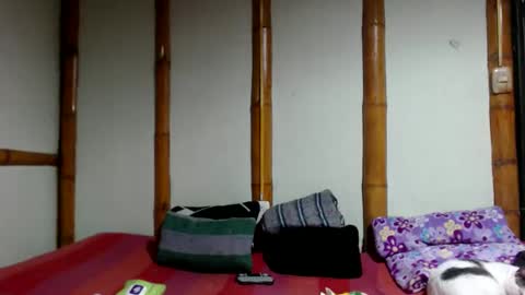 Mia  Sam online show from 04/19/26, 07:49