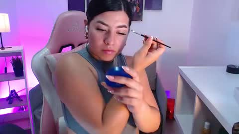 Mia Emily  online show from 03/05/26, 12:12