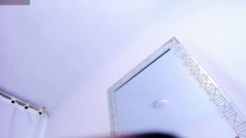 miajhonsonx online show from 04/15/26, 07:58