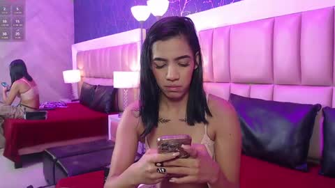 Snapshot of miakarsson chatting on 05/11/26, 11:49 Mia online show from 05/11/26, 11:49