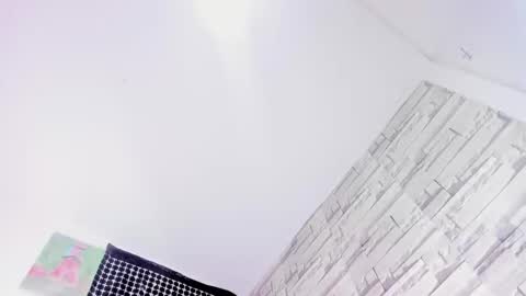 miakirshner_ online show from 02/07/25, 01:43