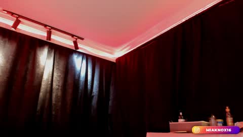 Mia online show from 04/24/26, 12:35