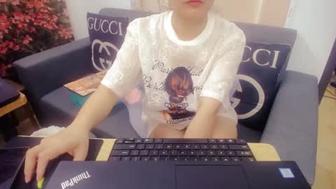 Mia online show from 10/04/25, 05:38