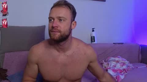 Snapshot of miamax88 chatting on 12/23/25, 08:45 BestMarriedCouple online show from 12/23/25, 08:45