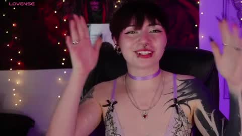 Snapshot of miami_18_ chatting on 04/25/26, 03:09 Lili online show from 04/25/26, 03:09