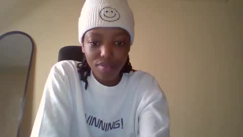 Muffin online show from 03/21/26, 02:27