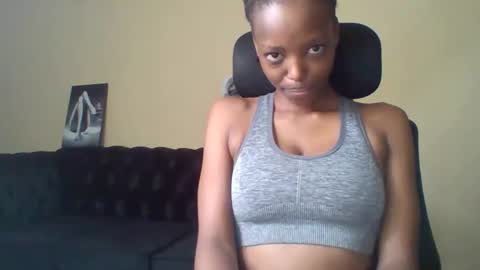 Muffin online show from 04/24/26, 11:01