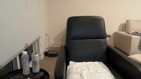 Snapshot of miamifit chatting on 11/05/25, 02:55 miamifit online show from 11/05/25, 02:55