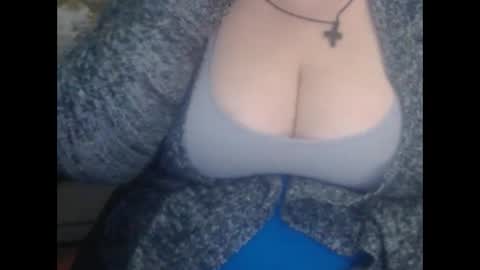 Snapshot of miamimistress chatting on 01/28/25, 03:35 maya online show from 01/28/25, 03:35