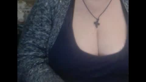 Snapshot of miamimistress chatting on 02/01/25, 06:19 maya online show from 02/01/25, 06:19