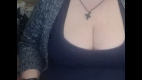 Snapshot of miamimistress chatting on 02/02/25, 07:09 maya online show from 02/02/25, 07:09
