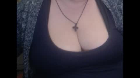 Snapshot of miamimistress chatting on 02/02/25, 06:53 maya online show from 02/02/25, 06:53