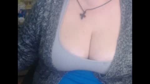 Snapshot of miamimistress chatting on 02/04/25, 06:49 maya online show from 02/04/25, 06:49