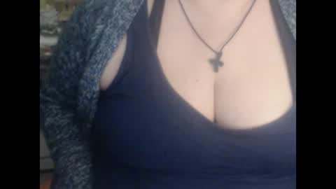 Snapshot of miamimistress chatting on 02/06/25, 10:04 maya online show from 02/06/25, 10:04